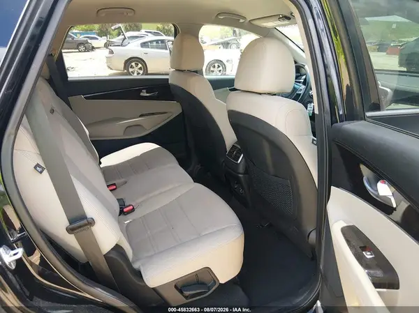 5XYPG4A36KG438433 2019 KIA SORENTO - Image 8