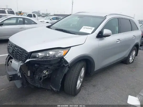 5XYPG4A36KG438741 2019 KIA SORENTO - Image 2