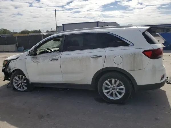 5XYPG4A36KG438870 2019 KIA SORENTO - Image 2