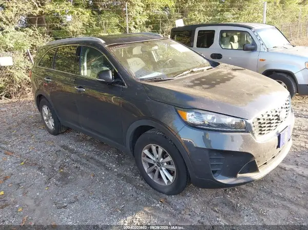 5XYPG4A36KG453658 2019 KIA SORENTO - Image 1