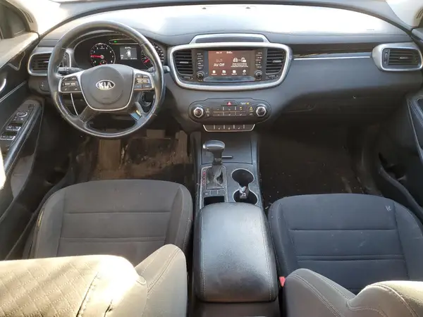 5XYPG4A36KG458679 2019 KIA SORENTO - Image 8