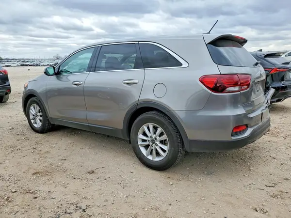 5XYPG4A36KG471903 2019 KIA SORENTO - Image 2