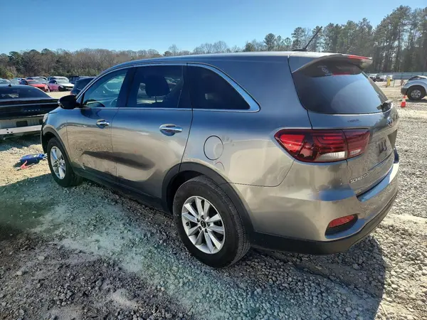 5XYPG4A36KG473859 2019 KIA SORENTO - Image 2