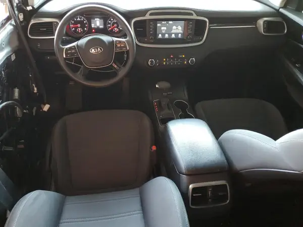 5XYPG4A36KG478107 2019 KIA SORENTO - Image 8