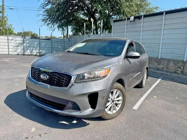 5XYPG4A36KG496705 2019 KIA SORENTO - Image 2