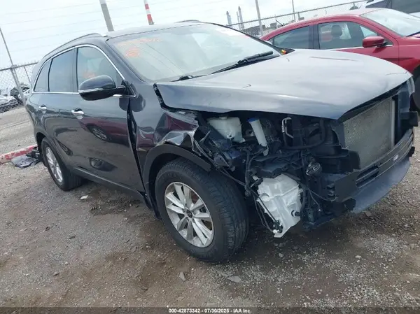5XYPG4A36KG499765 2019 KIA SORENTO - Image 1
