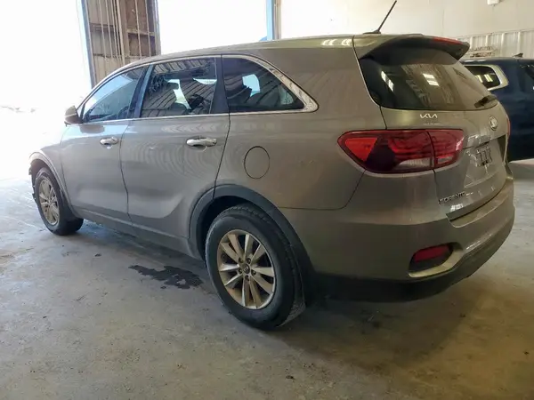 5XYPG4A36KG499992 2019 KIA SORENTO - Image 2