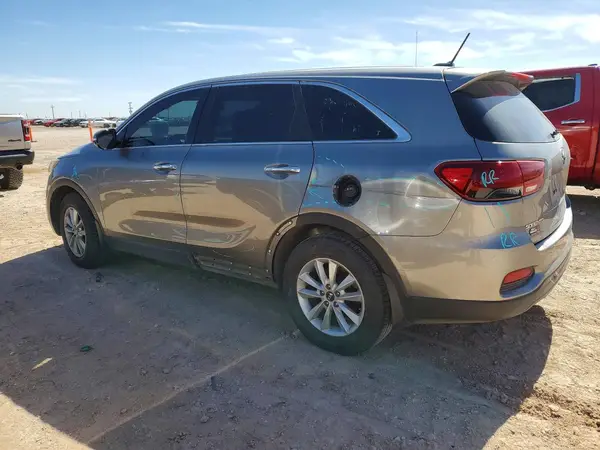 5XYPG4A36KG508996 2019 KIA SORENTO - Image 2