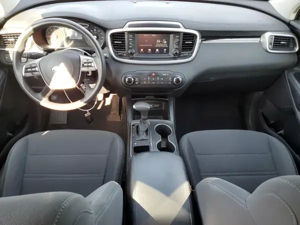 5XYPG4A36KG514569 2019 KIA SORENTO - Image 8