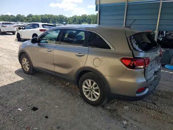 5XYPG4A36KG516984 2019 KIA SORENTO - Image 2