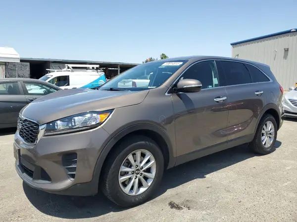 5XYPG4A36KG517276 2019 KIA SORENTO - Image 1