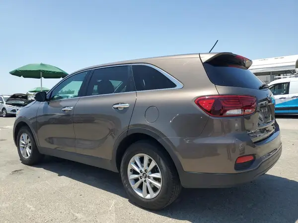 5XYPG4A36KG517276 2019 KIA SORENTO - Image 2