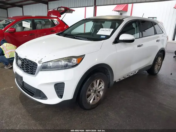 5XYPG4A36KG518041 2019 KIA SORENTO - Image 2