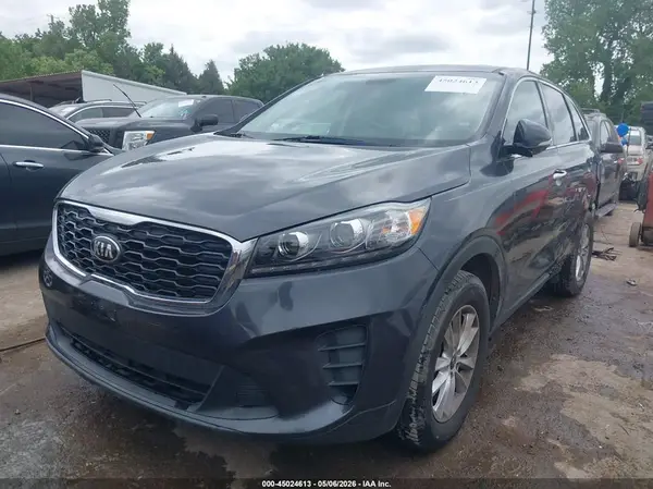 5XYPG4A36KG520890 2019 KIA SORENTO - Image 2