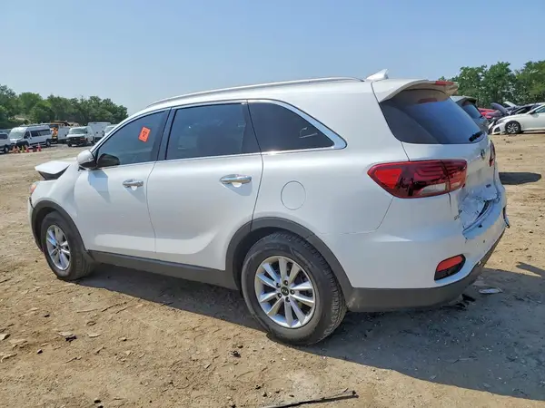 5XYPG4A36KG528648 2019 KIA SORENTO - Image 2
