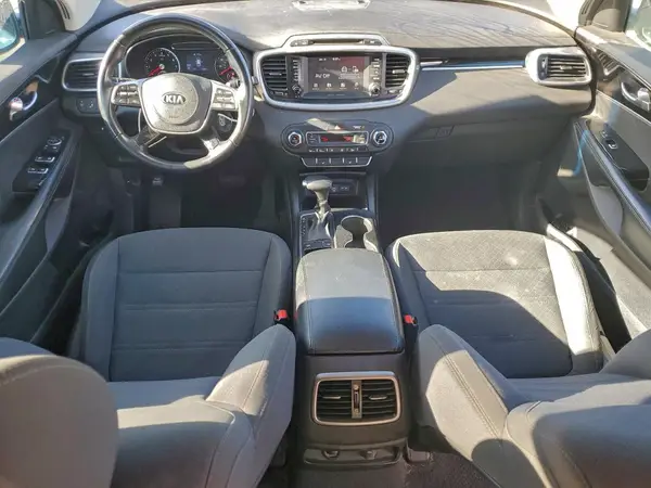 5XYPG4A36KG530237 2019 KIA SORENTO - Image 8