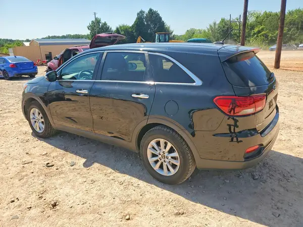 5XYPG4A36KG538936 2019 KIA SORENTO - Image 2