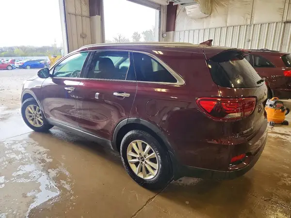 5XYPG4A36KG540525 2019 KIA SORENTO - Image 2