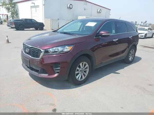 5XYPG4A36KG545241 2019 KIA SORENTO - Image 2
