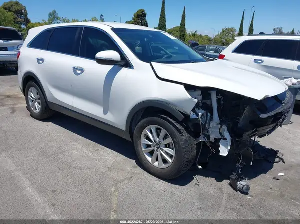 5XYPG4A36KG549984 2019 KIA SORENTO - Image 1