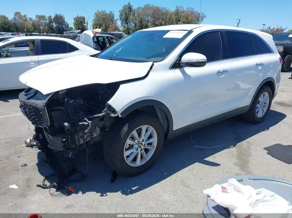 5XYPG4A36KG549984 2019 KIA SORENTO - Image 2