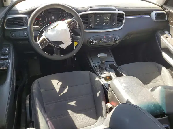 5XYPG4A36KG563545 2019 KIA SORENTO - Image 8