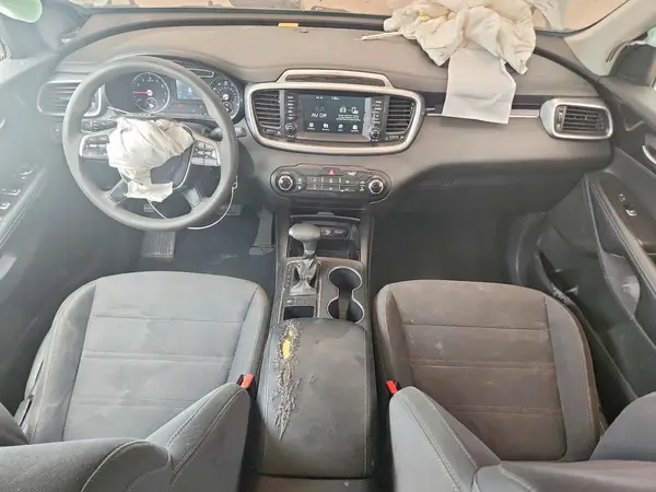 5XYPG4A36KG567093 2019 KIA SORENTO - Image 8