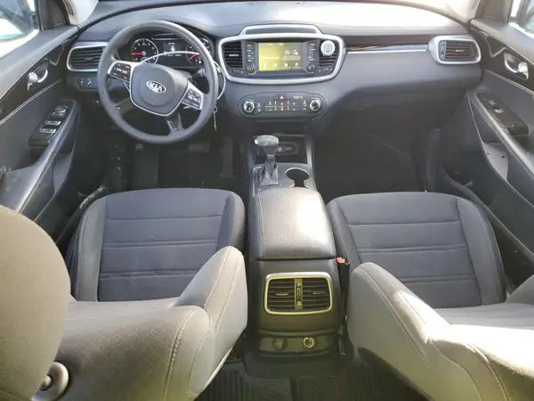 5XYPG4A36KG570513 2019 KIA SORENTO - Image 8