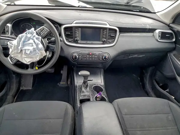 5XYPG4A36KG575002 2019 KIA SORENTO - Image 8