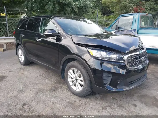 5XYPG4A36KG575498 2019 KIA SORENTO - Image 1