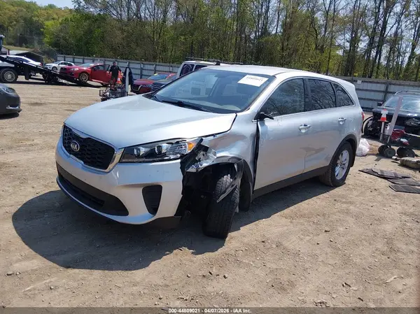 5XYPG4A36KG577798 2019 KIA SORENTO - Image 2