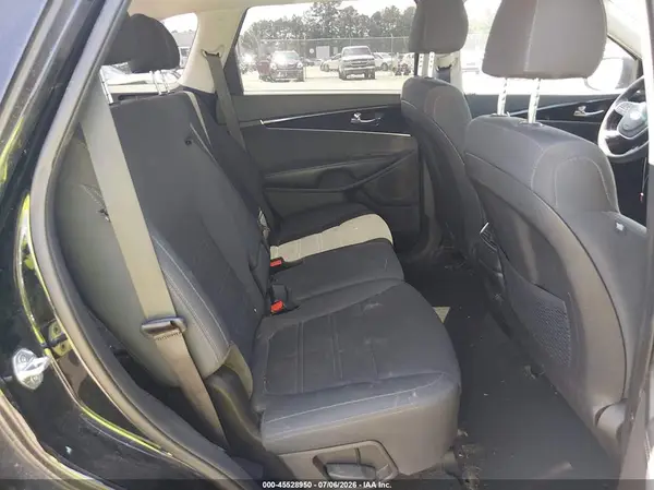 5XYPG4A36KG578515 2019 KIA SORENTO - Image 8