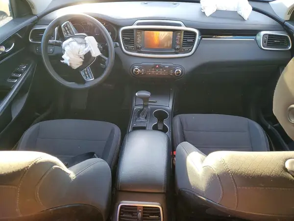 5XYPG4A36KG580393 2019 KIA SORENTO - Image 8