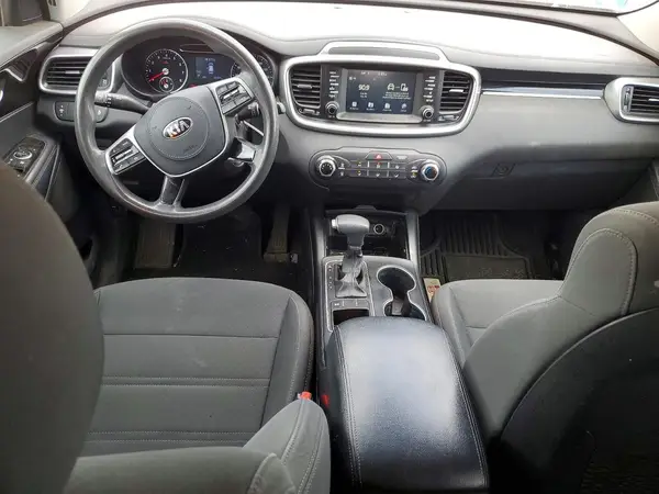 5XYPG4A36KG581463 2019 KIA SORENTO - Image 8