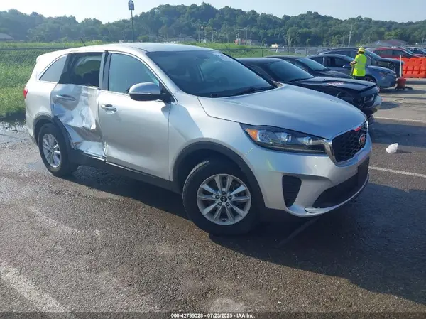 5XYPG4A36KG586551 2019 KIA SORENTO - Image 1
