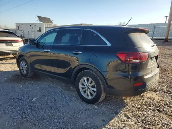 5XYPG4A36KG588784 2019 KIA SORENTO - Image 2