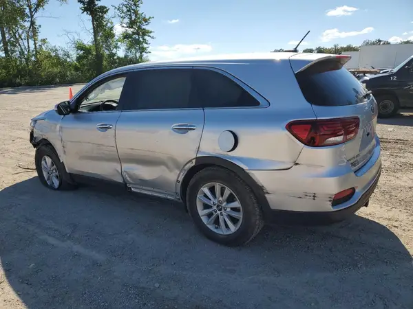 5XYPG4A36KG591975 2019 KIA SORENTO - Image 2