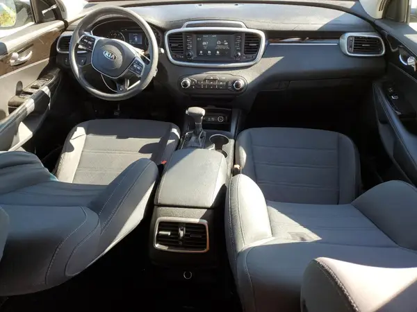 5XYPG4A36KG591975 2019 KIA SORENTO - Image 8