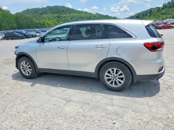 5XYPG4A36KG593354 2019 KIA SORENTO - Image 2