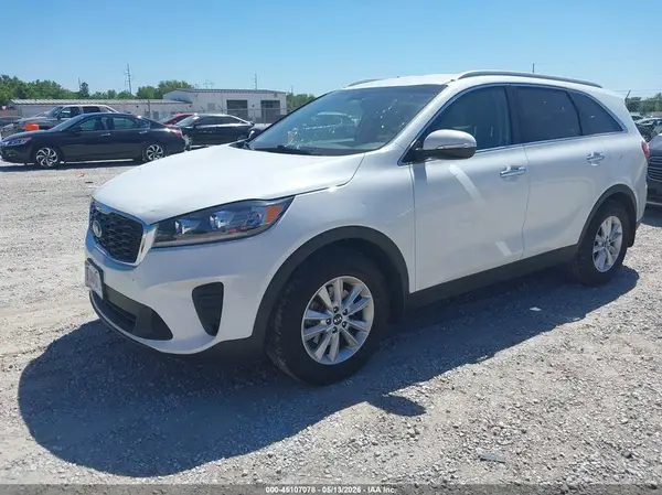 5XYPG4A36KG596593 2019 KIA SORENTO - Image 2