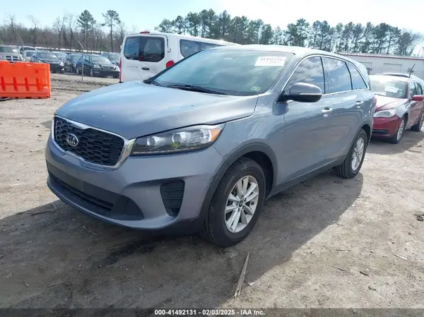 5XYPG4A36KG602912 2019 KIA SORENTO - Image 2
