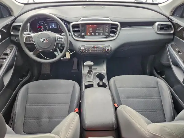 5XYPG4A36KG604238 2019 KIA SORENTO - Image 8