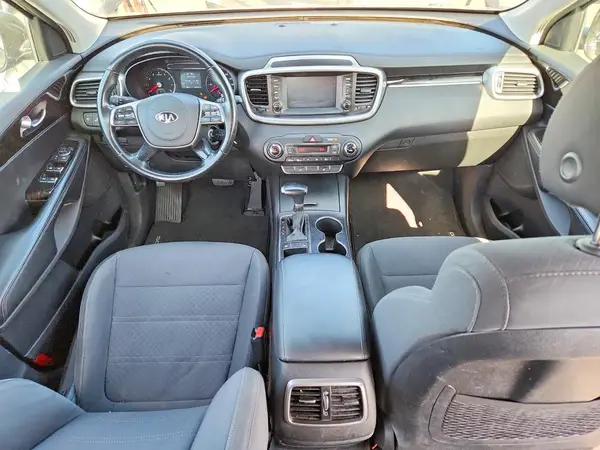 5XYPG4A36LG624023 2020 KIA SORENTO - Image 8