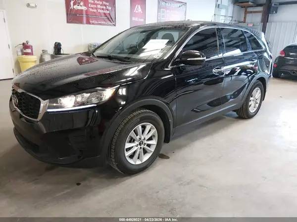 5XYPG4A36LG629559 2020 KIA SORENTO - Image 2