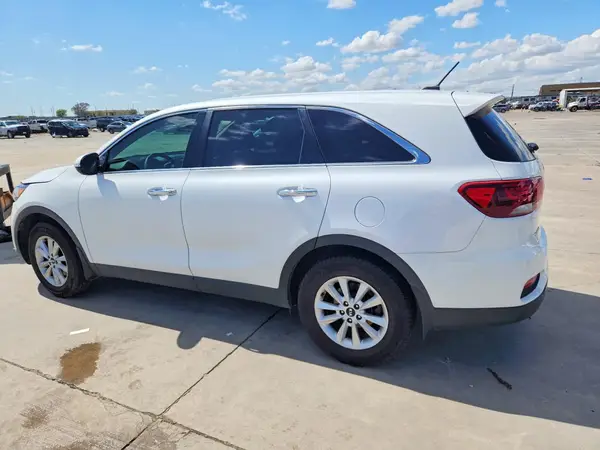 5XYPG4A36LG648273 2020 KIA SORENTO - Image 2