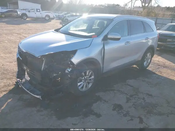 5XYPG4A36LG658043 2020 KIA SORENTO - Image 2