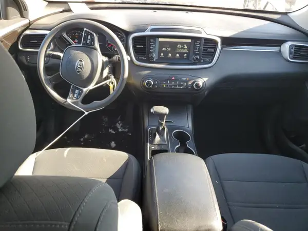 5XYPG4A36LG658110 2020 KIA SORENTO - Image 8