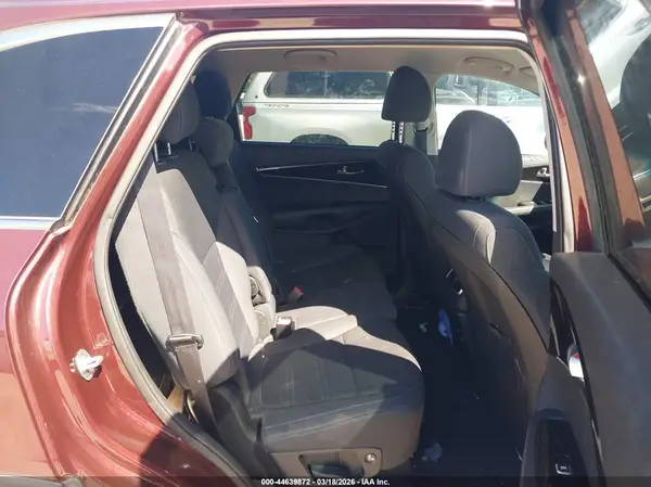 5XYPG4A36LG662304 2020 KIA SORENTO - Image 8