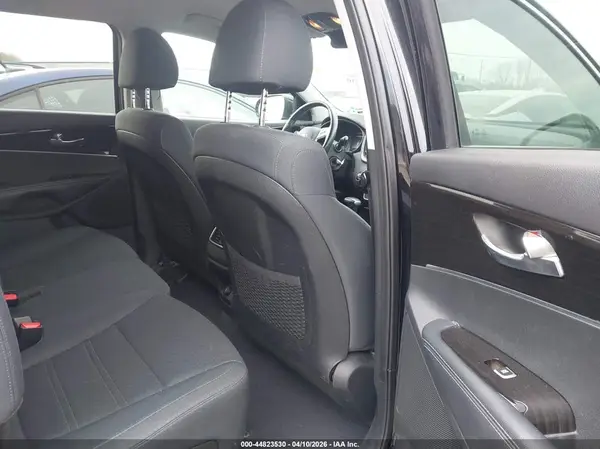 5XYPG4A36LG665431 2020 KIA SORENTO - Image 8