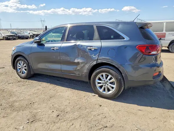 5XYPG4A36LG682519 2020 KIA SORENTO - Image 2
